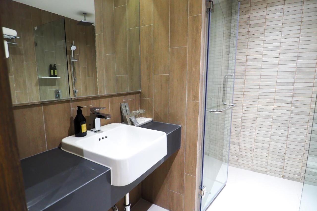 The Quarter Phromphong By Uhg Hotel Bangkok Exterior photo