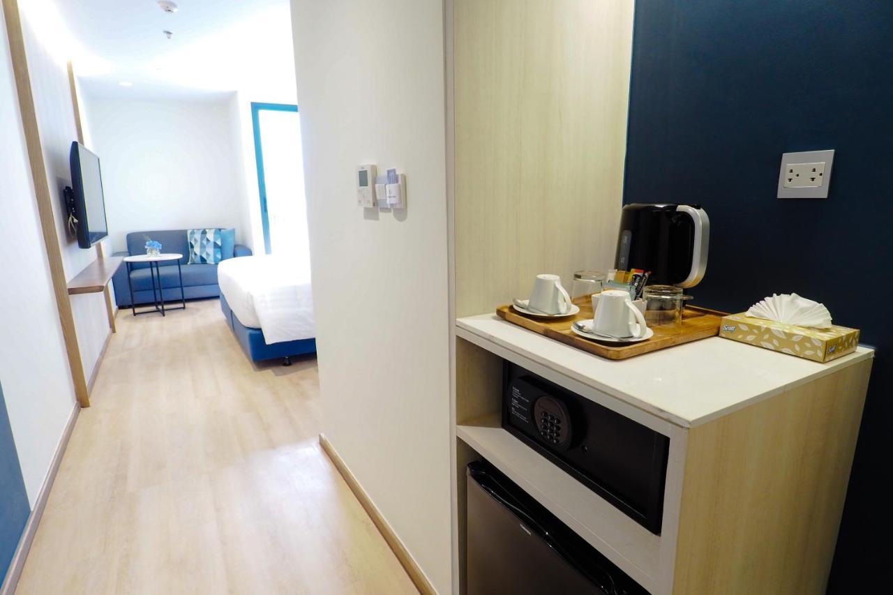 The Quarter Phromphong By Uhg Hotel Bangkok Exterior photo