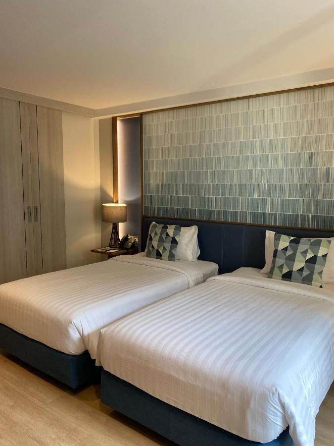 The Quarter Phromphong By Uhg Hotel Bangkok Exterior photo